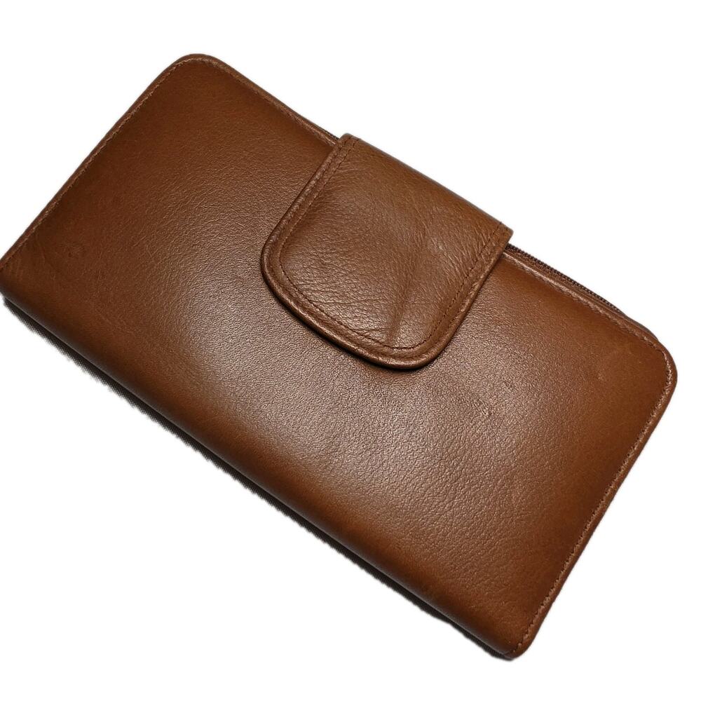 Julia Buxton Heiress Leather Checkbook Wallet organizer clutch Brown